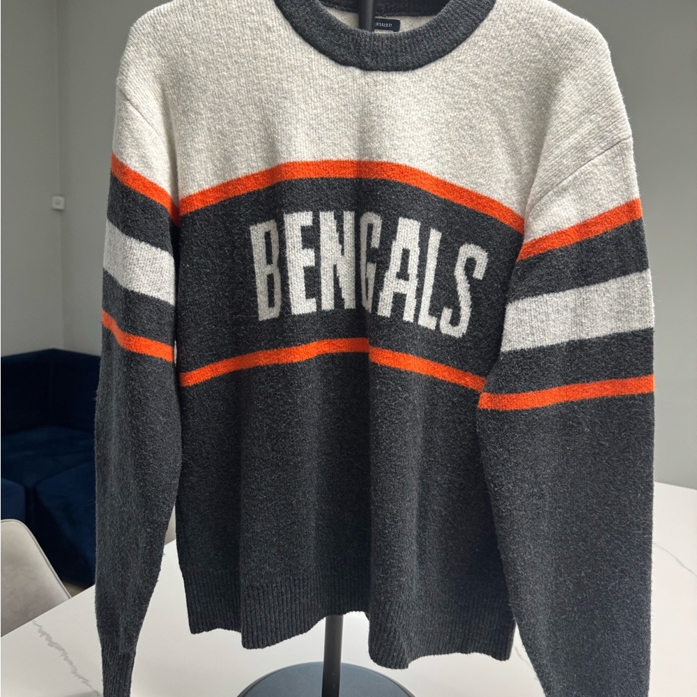 Abercrombie & Fitch Bengals Gray and Orange Men's (or unisex) Sweater
